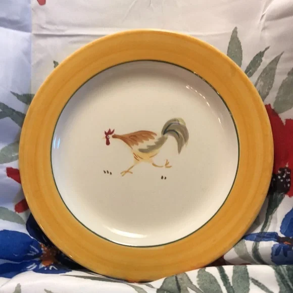 DONATED Lot of four Home Trends “Oh La La Rooster”8.5” Salad Plates - Picture 7 of 8